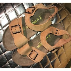 🏺NWOT🏺Birkenstock’s Beige Sz40 Sandals